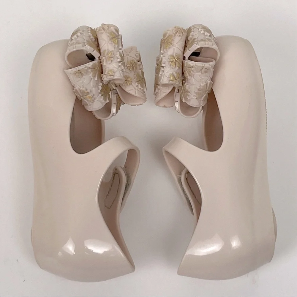 Mini Melissa Ultragirl Sweet Beige & Gold Maryjane style baby girl shoes, 7.